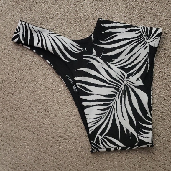 Zara One Shoulder Palm Print Jacquard Cross Over Crop Top Size Small - Picture 2 of 7